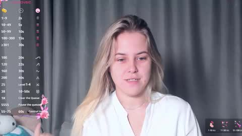 Darsi Anty online show from 10/24/25, 03:08