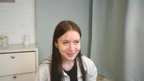 angelapratt online show from 04/14/26, 03:29