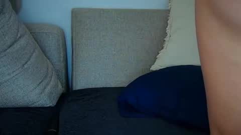Angel online show from 04/25/26, 12:02