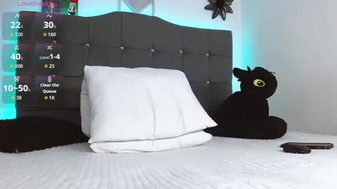 Angel online show from 09/16/25, 12:55