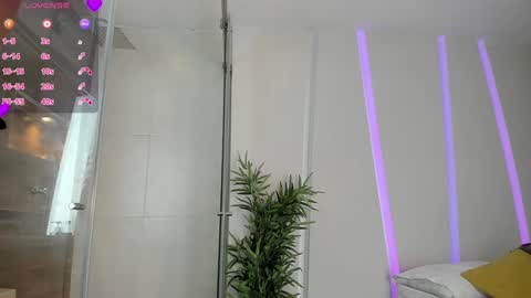 Snapshot of angelbae_ chatting on 01/30/25, 01:31 AngelBae online show from 01/30/25, 01:31