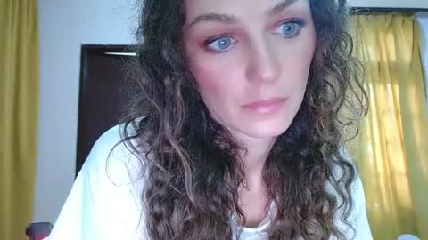 Snapshot of angelbel1e chatting on 02/24/25, 03:33 Angelbel1e online show from 02/24/25, 03:33