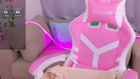 angel online show from 12/01/25, 12:21