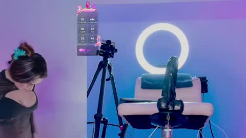 angel online show from 04/28/26, 01:37