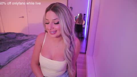 Snapshot of angelcookie chatting on 01/14/26, 04:51 angelcookie online show from 01/14/26, 04:51