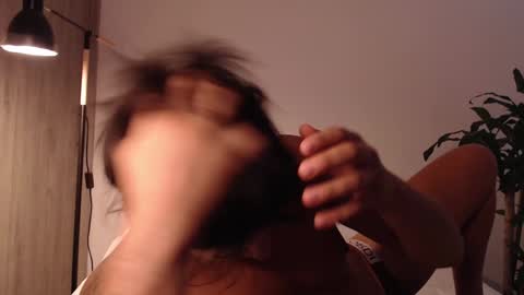 Snapshot of angelcossio chatting on 01/13/25, 08:04 Angel online show from 01/13/25, 08:04