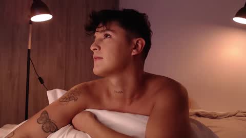 Snapshot of angelcossio chatting on 02/10/25, 01:03 Angel online show from 02/10/25, 01:03