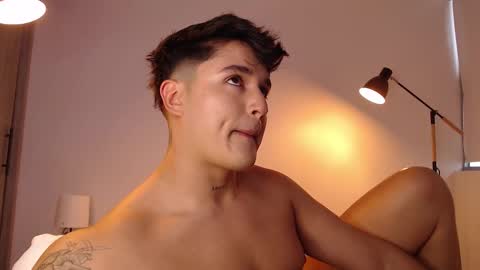 Snapshot of angelcossio chatting on 01/05/26, 06:44 Angel online show from 01/05/26, 06:44