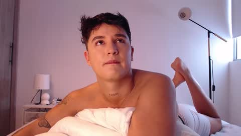 Snapshot of angelcossio chatting on 02/11/26, 07:08 Angel online show from 02/11/26, 07:08