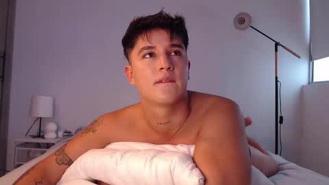 Snapshot of angelcossio chatting on 02/17/26, 08:37 Angel online show from 02/17/26, 08:37