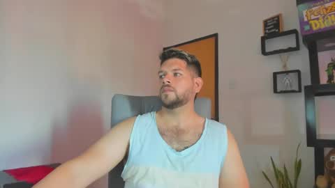 Snapshot of angelcute3 chatting on 10/04/25, 03:32 angel online show from 10/04/25, 03:32