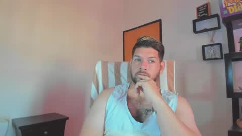 Snapshot of angelcute3 chatting on 11/05/25, 02:06 angel online show from 11/05/25, 02:06