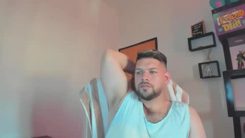 Snapshot of angelcute3 chatting on 11/07/25, 01:55 angel online show from 11/07/25, 01:55