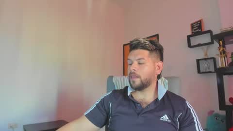 Snapshot of angelcute3 chatting on 11/17/25, 02:56 angel online show from 11/17/25, 02:56