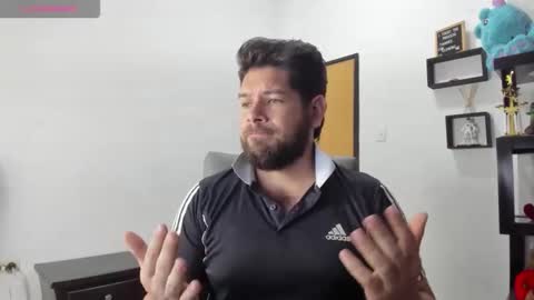 Snapshot of angelcute3 chatting on 12/16/25, 05:12 angel online show from 12/16/25, 05:12