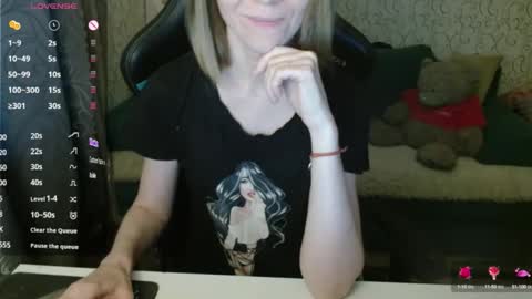 AngelCute32 online show from 10/14/25, 02:40