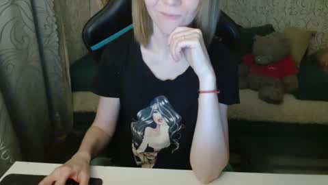 AngelCute32 online show from 10/18/25, 03:13