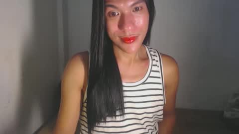 Snapshot of angeldark_satisfactionxxx chatting on 04/30/26, 11:16 ANGELDARK online show from 04/30/26, 11:16