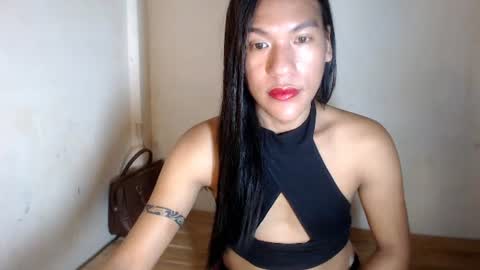 Snapshot of angeldark_satisfactionxxx chatting on 06/29/26, 01:56 ANGELDARK online show from 06/29/26, 01:56