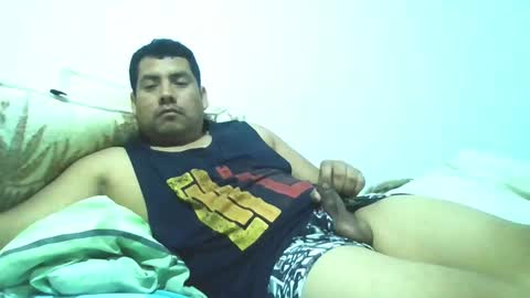 angeldavid90 online show from 09/17/25, 11:06