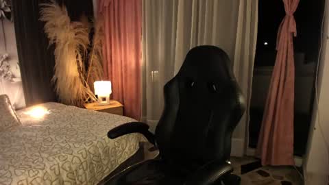 Snapshot of angeldoll_1 chatting on 07/23/26, 01:58 Angel Doll online show from 07/23/26, 01:58