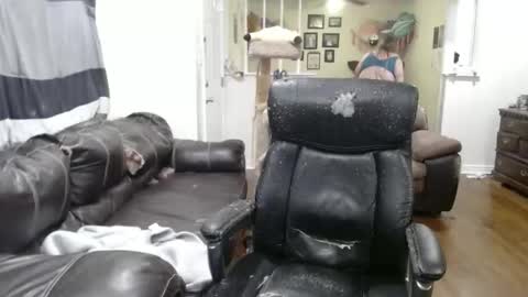 Snapshot of angelduster5211 chatting on 03/28/26, 01:16 Angelduster521 online show from 03/28/26, 01:16