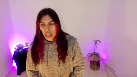 angele online show from 06/11/26, 08:51
