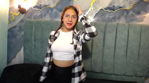 angel online show from 11/12/25, 01:33