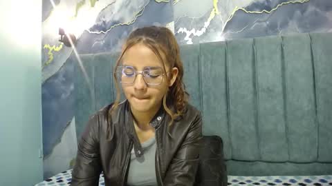 angel online show from 11/20/25, 04:40