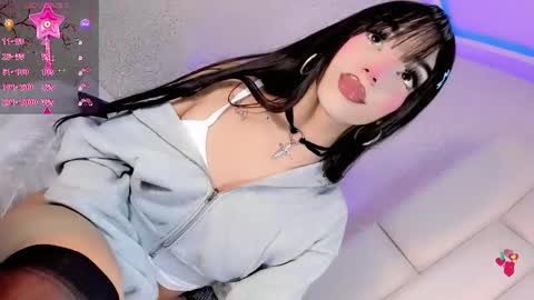 Snapshot of angeles_bust chatting on 05/04/26, 08:38 angeles_bust online show from 05/04/26, 08:38