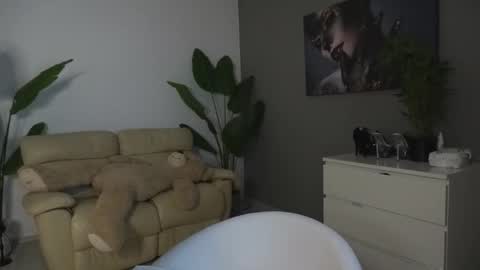 annita online show from 11/28/25, 04:53