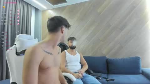 Snapshot of angelfrank chatting on 01/20/25, 08:40 Frankie online show from 01/20/25, 08:40