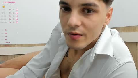 Snapshot of angelfrank chatting on 02/27/25, 02:32 Frankie online show from 02/27/25, 02:32