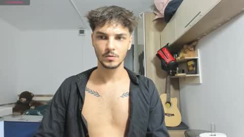 Snapshot of angelfrank chatting on 09/12/25, 11:54 Frankie online show from 09/12/25, 11:54