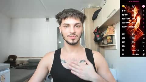 Snapshot of angelfrank chatting on 10/22/25, 12:16 Frankie online show from 10/22/25, 12:16