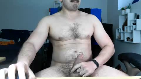 Snapshot of angelfusco chatting on 06/19/26, 06:34 Angel Fusco online show from 06/19/26, 06:34