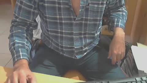 Snapshot of angelgarcia269 chatting on 05/08/26, 11:59 angelgarcia269 online show from 05/08/26, 11:59