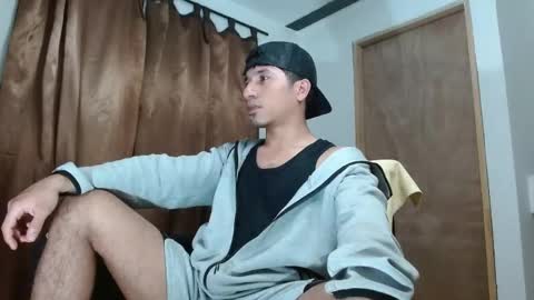 Snapshot of angelhil chatting on 05/20/26, 01:34 Angel of littlebandido online show from 05/20/26, 01:34