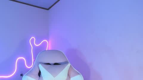 Carolina online show from 01/08/25, 03:40