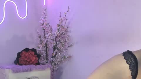 Carolina online show from 02/28/25, 04:32