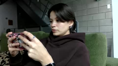 Snapshot of angelia01m chatting on 01/07/26, 08:00 angelia01m online show from 01/07/26, 08:00