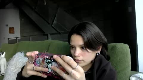 Snapshot of angelia01m chatting on 01/15/26, 06:44 angelia01m online show from 01/15/26, 06:44