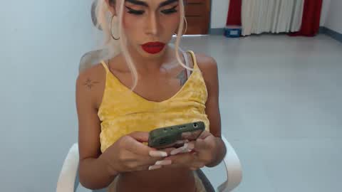 DIVINE ANGEL online show from 09/13/25, 01:38