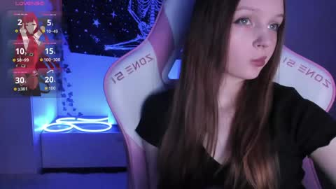 Mia online show from 04/10/26, 08:52