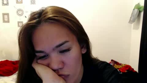 Yhanna online show from 01/20/25, 05:27