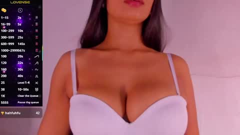 angelica_hot19 online show from 05/13/26, 02:25
