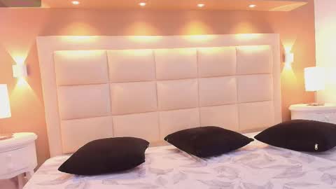 Angelica  online show from 10/14/25, 09:37