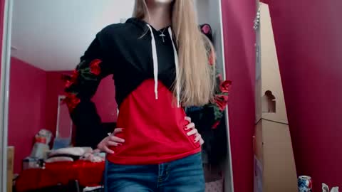 AngelicAngel online show from 02/04/25, 09:31