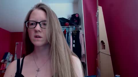 AngelicAngel online show from 10/27/25, 08:02