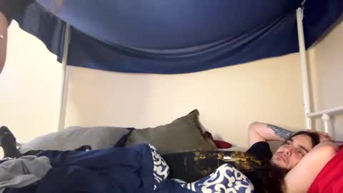 Snapshot of angelicasn0w chatting on 12/31/24, 02:08 AngelicaSnow AngelParis online show from 12/31/24, 02:08